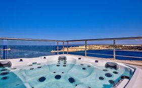 Valletta Luxury 4-Bedroom Duplex With Stunning Sea Views Private Terrace And Jacuzzi