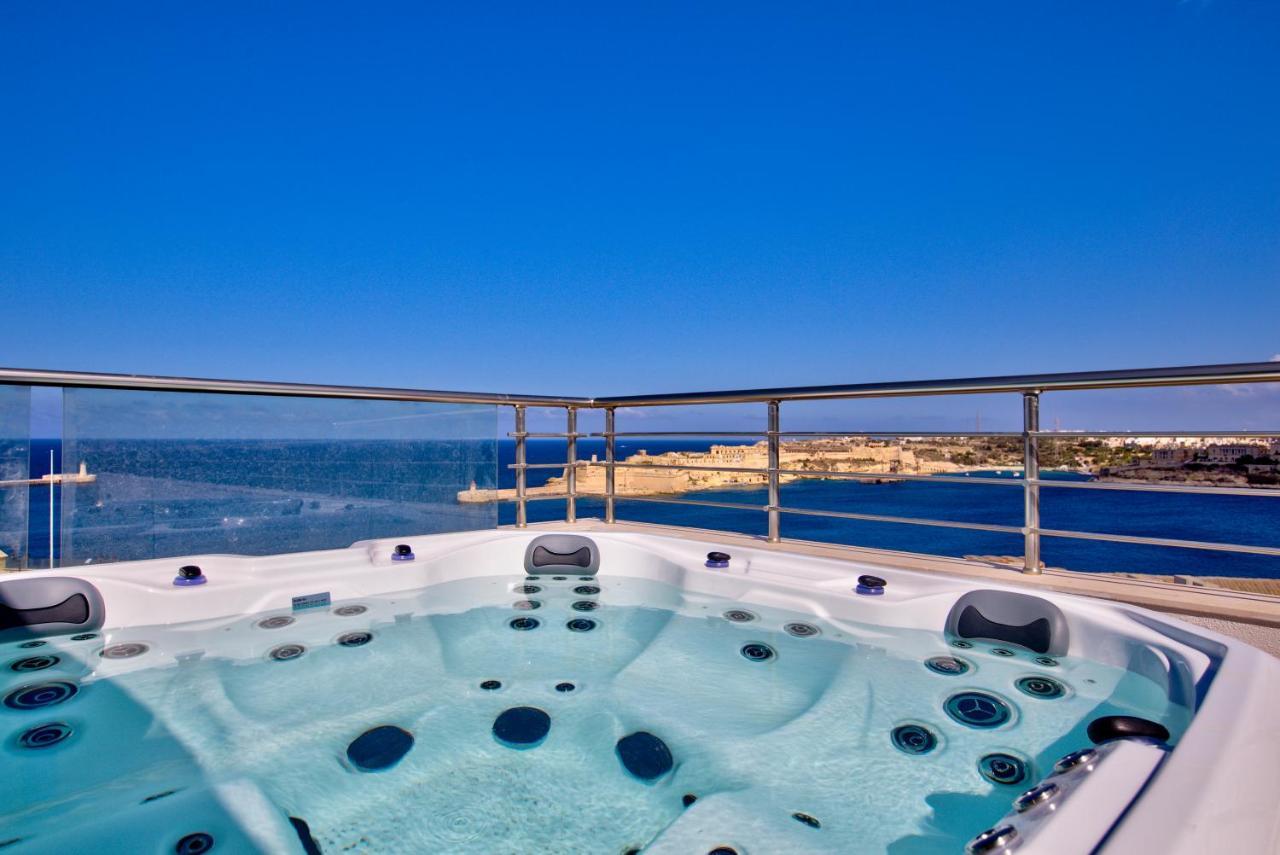 Valletta Luxury 4-Bedroom Duplex With Stunning Sea Views Private Terrace And Jacuzzi Zewnętrze zdjęcie